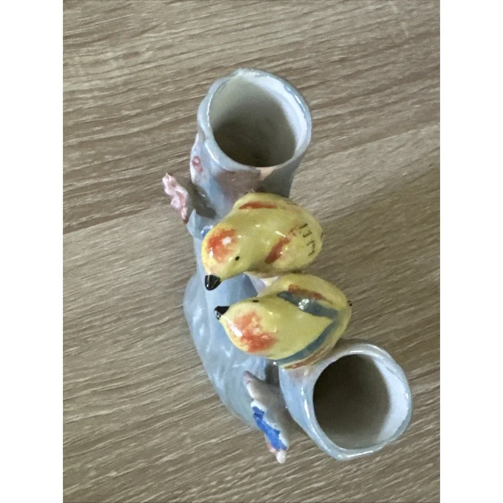 Vintage Two Bird Vase Figurine Made In Occupied Japan Beautiful Decor